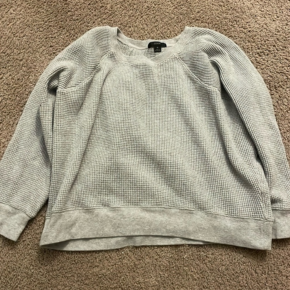 Long sleeve knit sweater